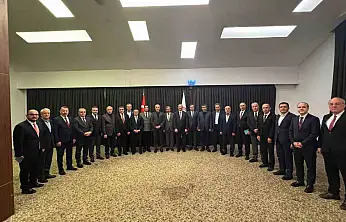 Rektör Karamustafa Anadolu Üniversiteler Birliği İstişare Toplantısı'na katıldı