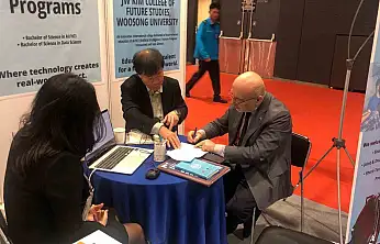 Rektör Karamustafa, Hong Kong'da APAIE Uluslararası Etkinliği'ne katıldı