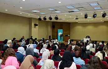 Rektör Prof. Dr. Altun, öğrencilerle bir araya geldi