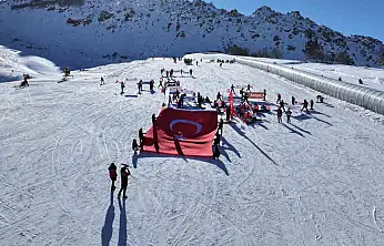 Sarıkamış şehitleri Erciyes'te anıldı