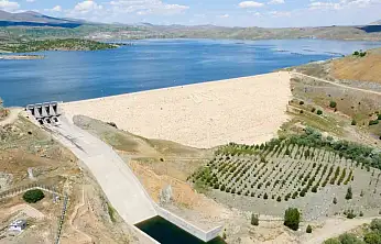 Son 23 yılda Kayseri'de suyun bereketi toprakla buluştu