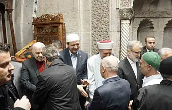 SP Genel Başkanı Mahmut Arıkan, Kayserili vatandaşlarla bayramlaştı