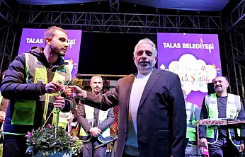 Talas Çiçek Şenliği'nde Grup Şantiye'den unutulmaz gece