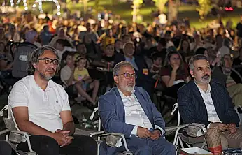 Talas'ta açık hava sinemasında 'Asırlık Gece' heyecanı