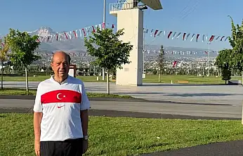 Tatar, Kıbrıs Barış Harekatı'ndan dönen uçakların indiği yerden paylaşım yaptı