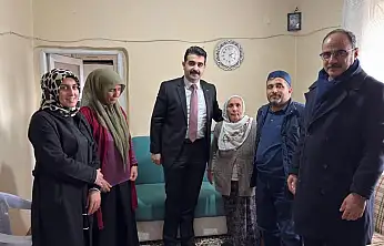 Tomarza'da 21 kimsesiz vatandaş ziyaret edildi