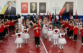 Tomarza'da 23 Nisan coşkusu