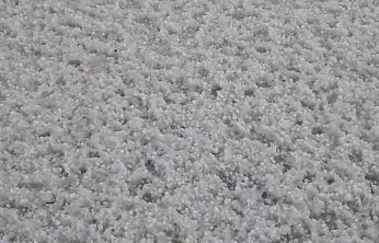 Tomarza'da dolu etkili oldu