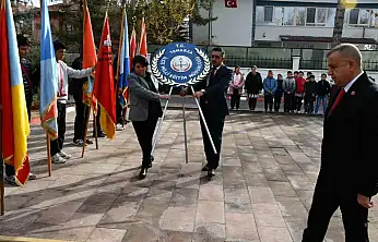 Tomarza'da Öğretmenler günü kutlandı