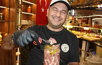 Türkiye'de ilk: Pastırmanın turşusu yapıldı
