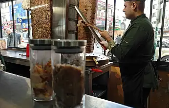 Ucuz yemek zehirlenmelere yol açıyor