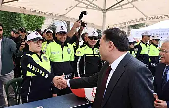 Vali Çiçek: 'Ölümlü trafik kazalarında yüzde 60'lık bir düşüş var'