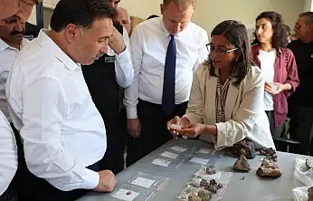 Vali Çiçek, Eğriköy Höyük Kazı Alanı'nı ziyaret etti