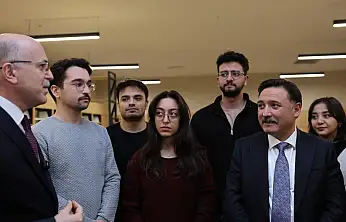 Vali Çiçek, Şehir Hastanesi'ne açılacak Hal Kütüphanesini inceledi