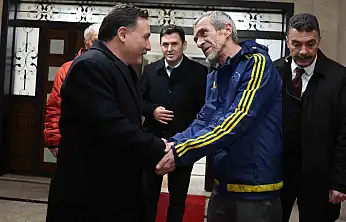 Vali Çiçek'ten ev ziyareti