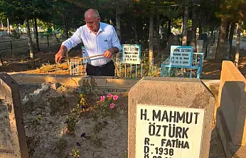Yahyalı Belediyesi personelinden örnek vefa: Aile kabristanlarını temizleyip dualarını ettiler