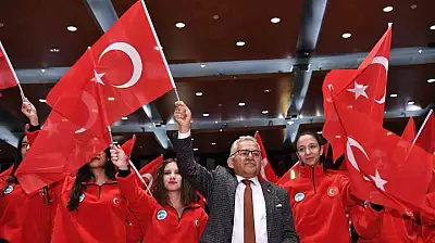 Başkan Büyükkılıç'tan Kayseri'yi tercih eden gençlere tebrik