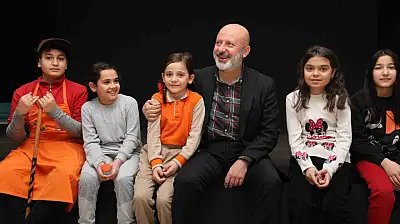 Başkan Çolakbayrakdar: Evlatlarımız tatilde eğlenirken öğreniyor'