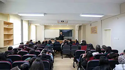 Başkan Yalçın gençlerle buluştu