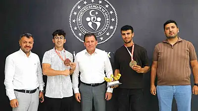 Bilek güreşinde Kayseri'den büyük başarı