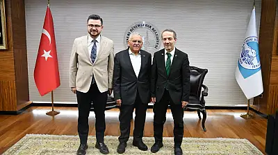 Büyükkılıç, Wushu Kung Fu Federasyonu Başkanı Akyüz ve heyetini ağırladı