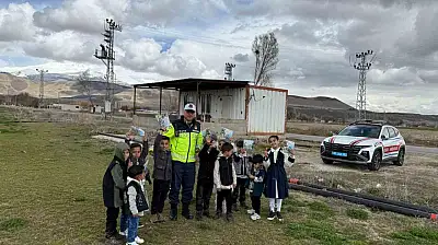 Çocukların bayram harçlıkları jandarmadan