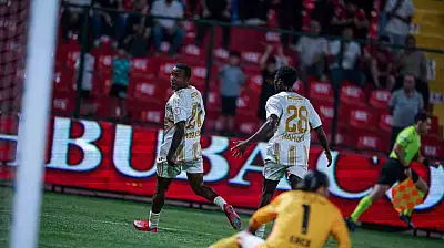 Daniel Moreno'dan 3 maçta 5 gol
