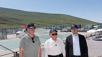 Erciyes'te 52 ülkeden bin tenisçi Dünya Tenis Turu'nda ter döktü