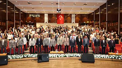 ERÜ'de '2025 Yılı Araştırma Performans Ödül Töreni' düzenlendi