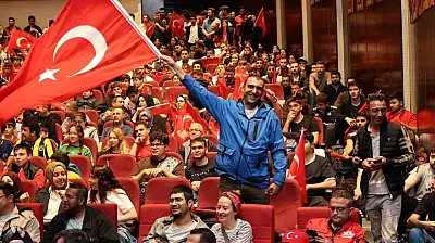 ERÜ'de milli maç heyecanı yaşandı