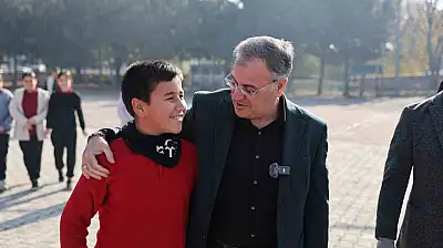 Hacılar el ele vererek geleceğe nefes oluyor