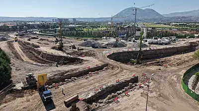 Kartal Katlı Kavşağı projesini inceleyen Başkan Büyükkılıç: 'Yıl sonuna trafiğe açılacak'