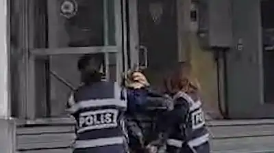 Kayseri'de 'hırsızlık' suçundan kesinleşmiş hapis cezasıyla aranan 3 kadın yakalandı