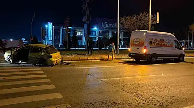Kayseri'de otomobille panelvan araç çarpıştı: 1 yaralı