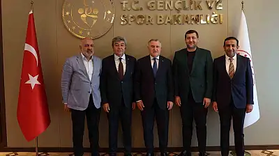 Kayserispor heyetinden Osman Aşkın Bak'a ziyaret