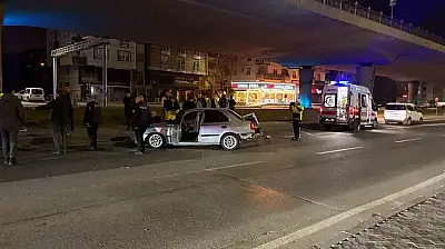 Kaza yapan sürücünün yakını sinir krizi geçirdi