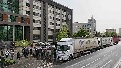 Melikgazi Belediyesi'nin yardım tırları Gazze'ye doğru yola çıktı