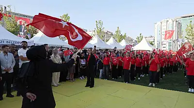 Melikgazi'de çocuklar doya doya eğlendi