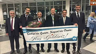 Münih'te Türk heyetine AKİB'ten coşkulu karşılama: Hulusi Akar'a büyük ilgi