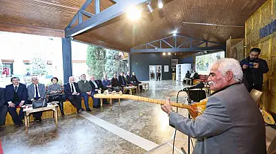 Ozanlar 65 yaş üstü muhtarları konuk etti