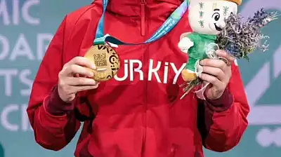 Riyad'dan Kayseri'ye 1 altın, 1 bronz geldi