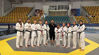 TaeKwonDo terfi sınavında YayTanSay'dan 10 sporcu başarılı oldu