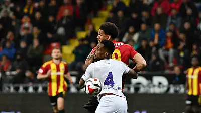 Trendyol Süper Lig: Kayserispor: 0 - Eyüpspor: 1 (Maç devam ediyor)