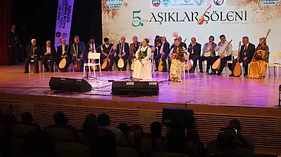 Türkiye ve Türk Dünyası'ndan aşıklar aynı sahnede buluştu