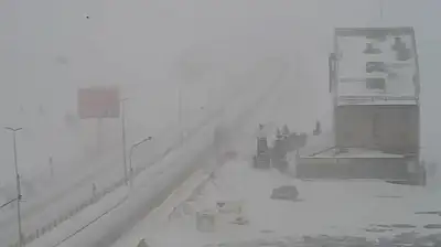 Ulaşıma kar ve tipi engeli