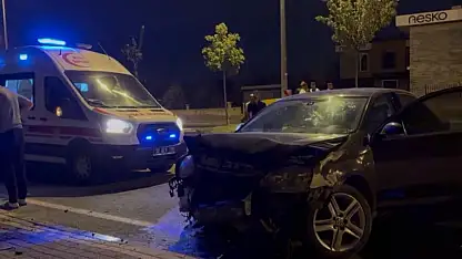 Kayseri'de kontrolden çıkan otomobil duvara çarptı: 1 yaralı