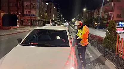 Kayseri'de otomobiliyle uyuyakalan sürücüye 25 bin TL idari para cezası yazıldı