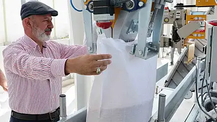 Başkan Çolakbayrakdar, 'Projelerimizle çiftçimizin üretim gücünü artırıyor, ürün kalitesini yükseltiyoruz'