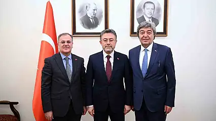 Başkan Özdoğan Ankara'da: 'Hacılar için durmadan çalışıyoruz'