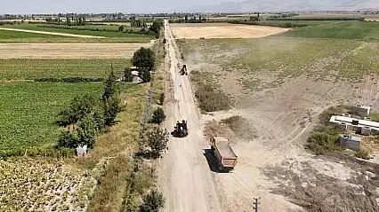 Büyükşehir'den Yeşilhisar'a 10 milyon TL'lik asfalt
